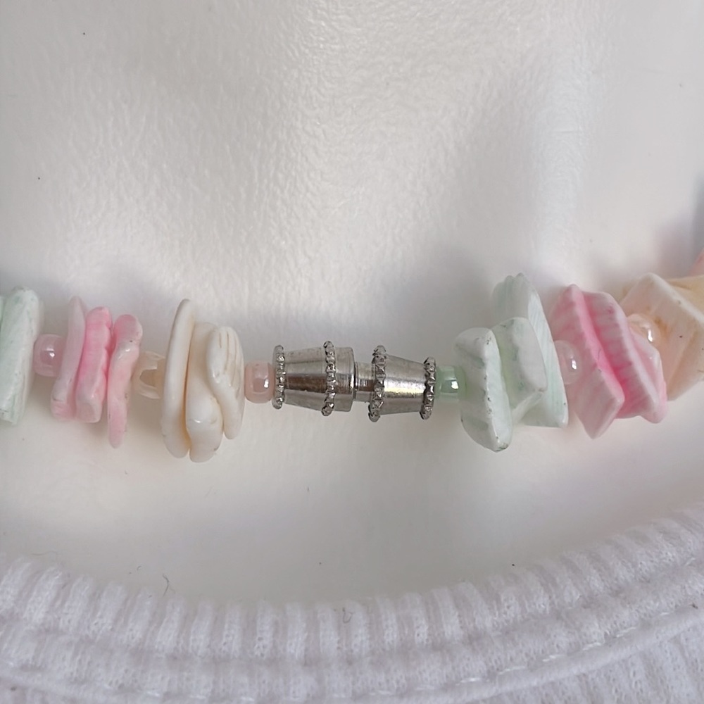 Seashell choker - Picture 3 of 3